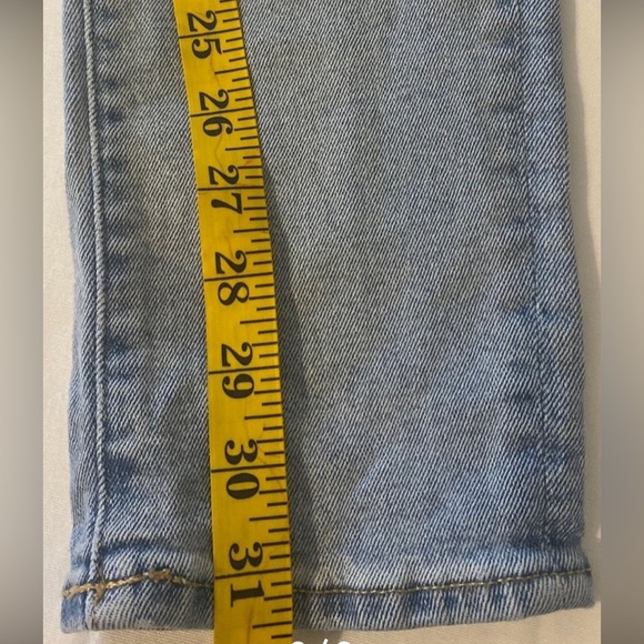 H&M Men’s Skinny Ripped Jeans 
Size 32
Button Fly - Picture 8 of 10